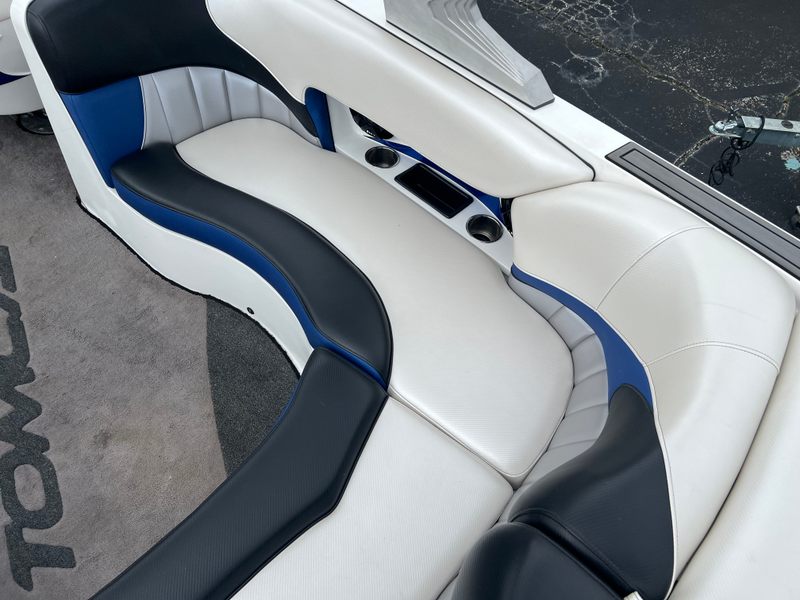 Boat Image 12