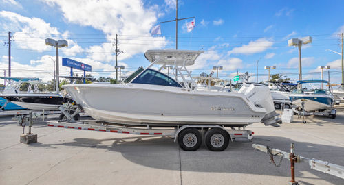 2023 Blackfin 252 DC