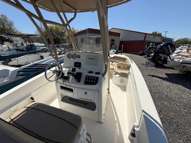 Boat Image 12