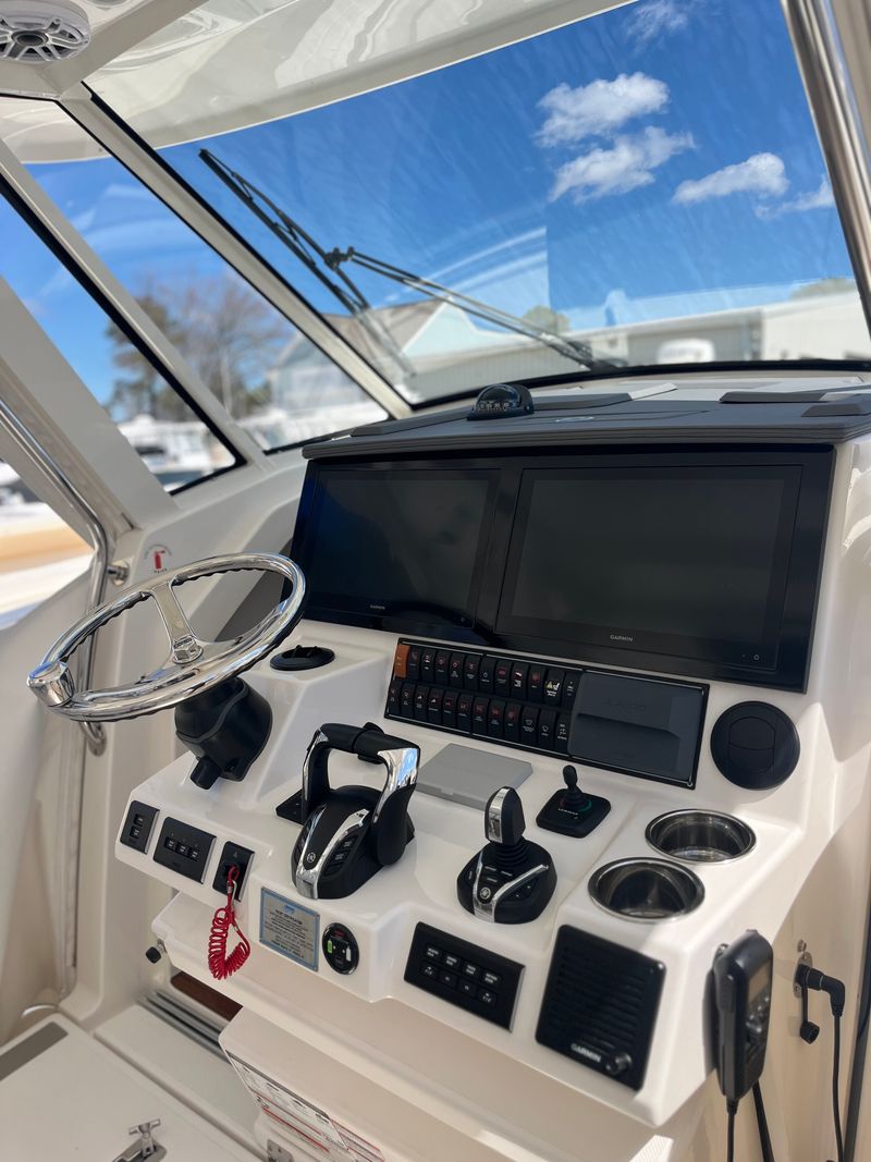 Boat Image 12