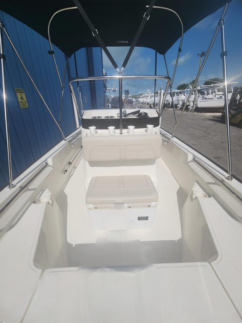 Boat Image 12
