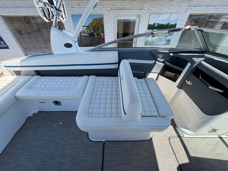 Boat Image 18