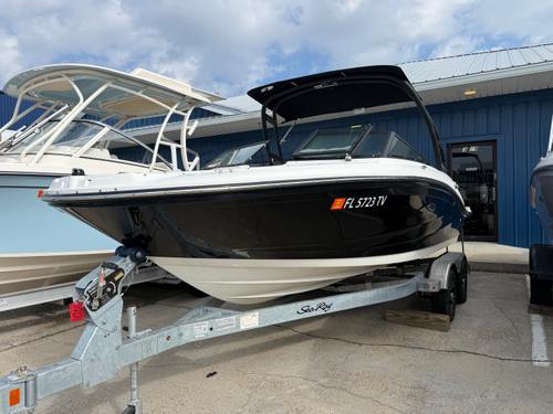 2024 Sea Ray SPX 190