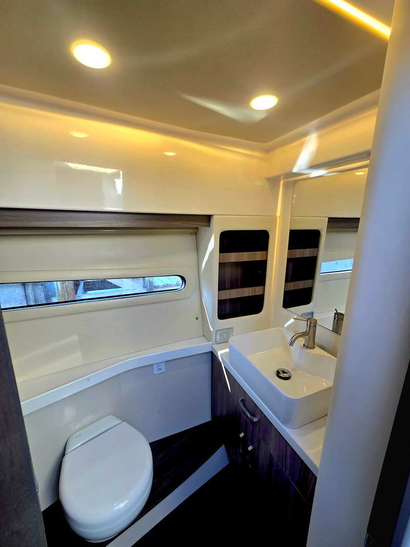 Boat Image 11