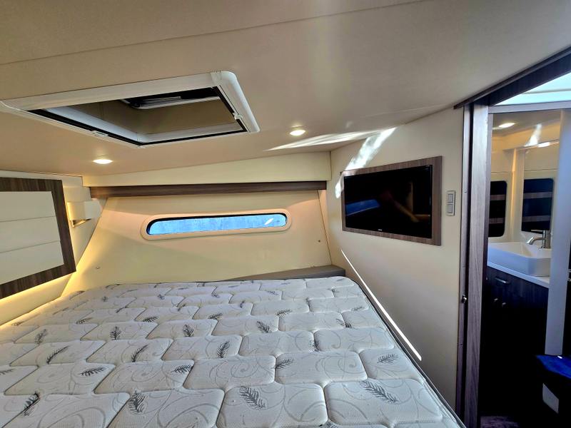 Boat Image 10